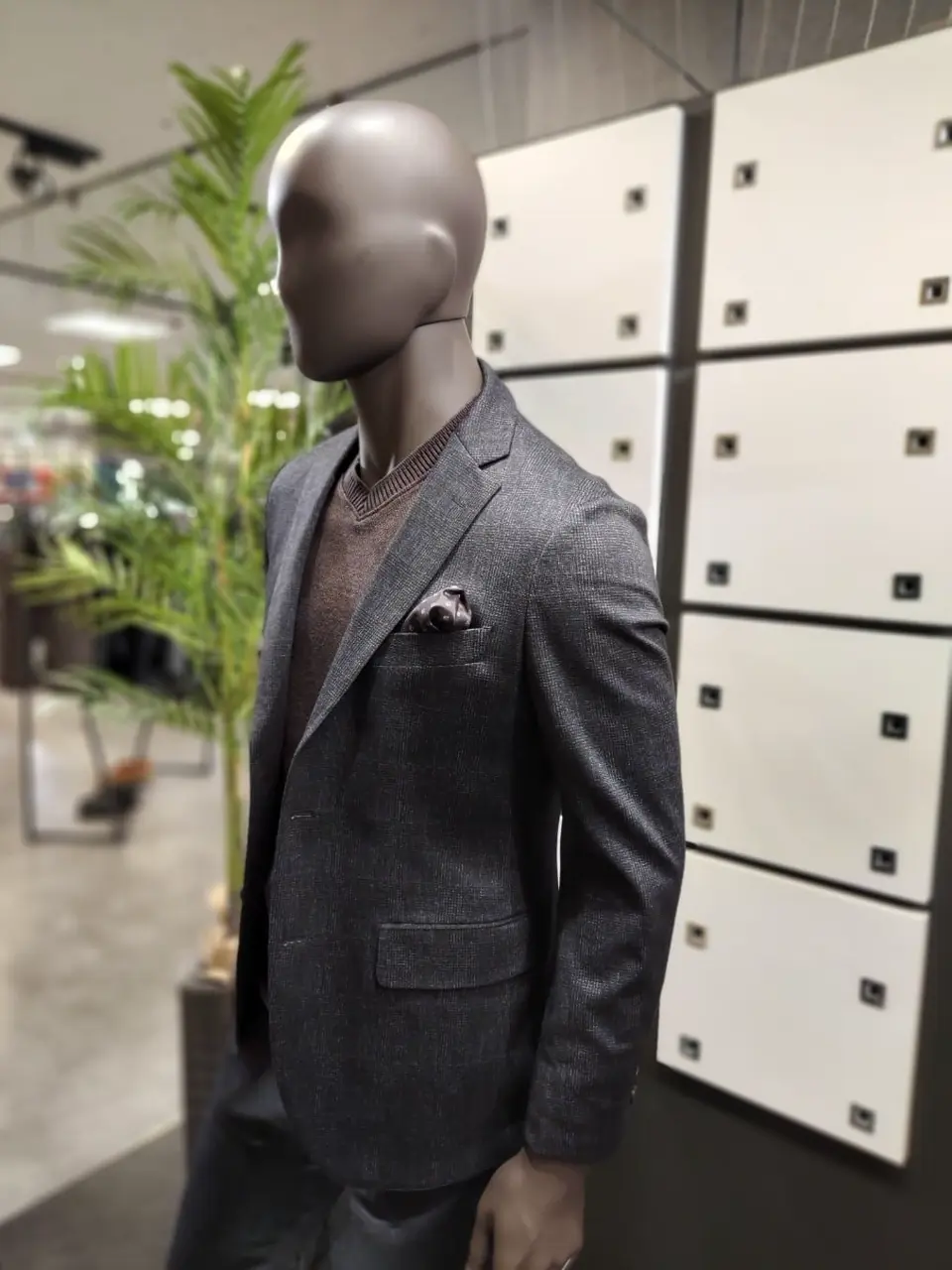 JOSEPH ABBOUD 宮下 コーディネート画像