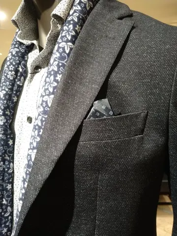 JOSEPH ABBOUD 重留 コーディネート画像