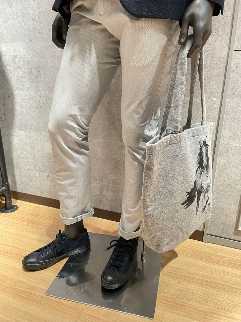 JOSEPH ABBOUD 東　 コーディネート画像