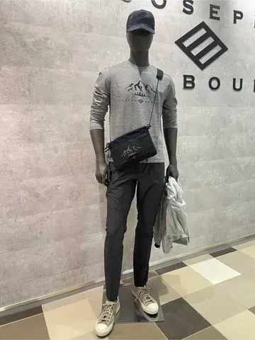 JOSEPH ABBOUD 東　 コーディネート画像