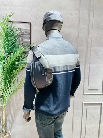 JOSEPH ABBOUD 二澤 コーディネート画像