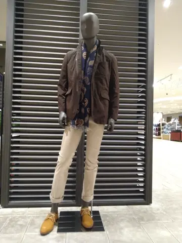 JOSEPH ABBOUD 重留 コーディネート画像