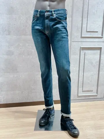 JOSEPH ABBOUD 二澤 コーディネート画像