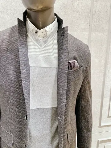 JOSEPH ABBOUD 二澤 コーディネート画像