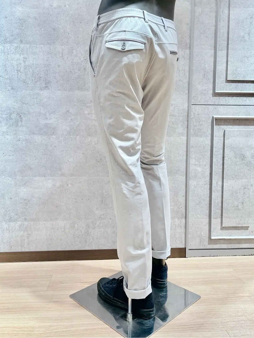 JOSEPH ABBOUD 二澤 コーディネート画像