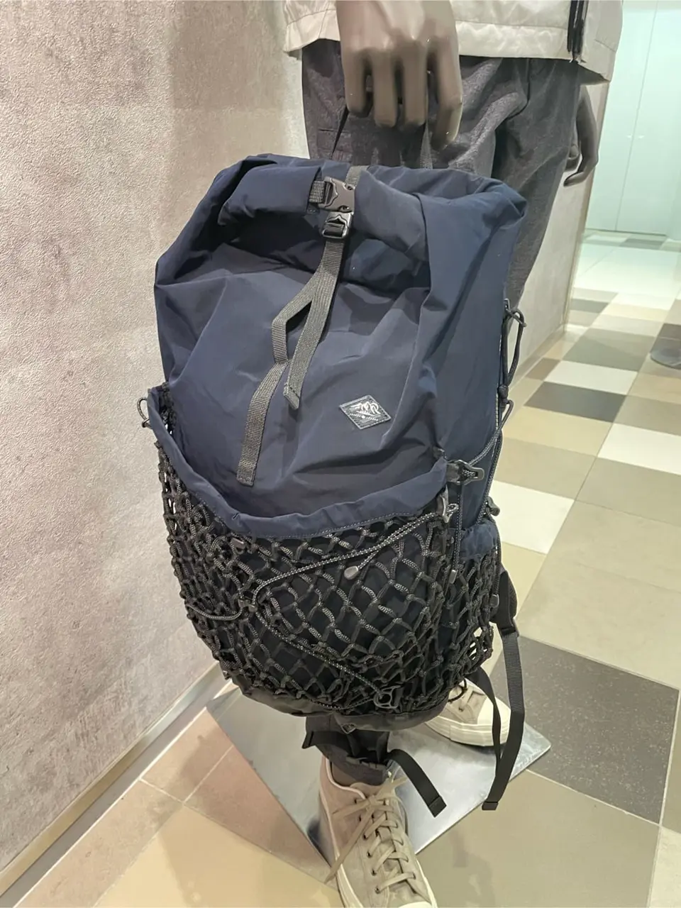 JOSEPH ABBOUD 東　 コーディネート画像