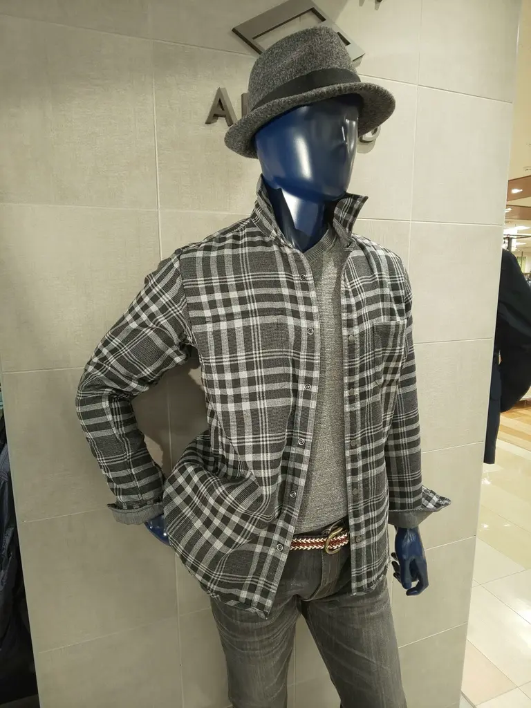 JOSEPH ABBOUD 吉川 コーディネート画像