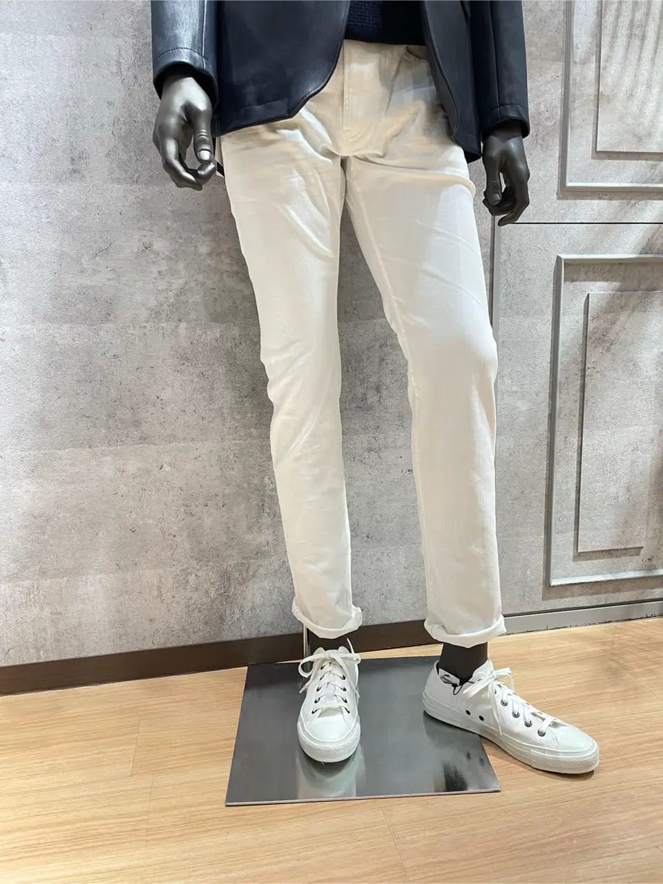 JOSEPH ABBOUD 東　 コーディネート画像