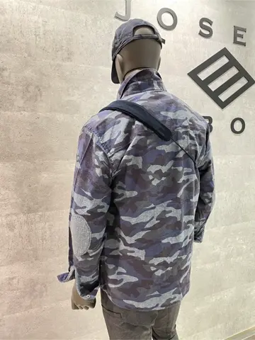 JOSEPH ABBOUD 東　 コーディネート画像