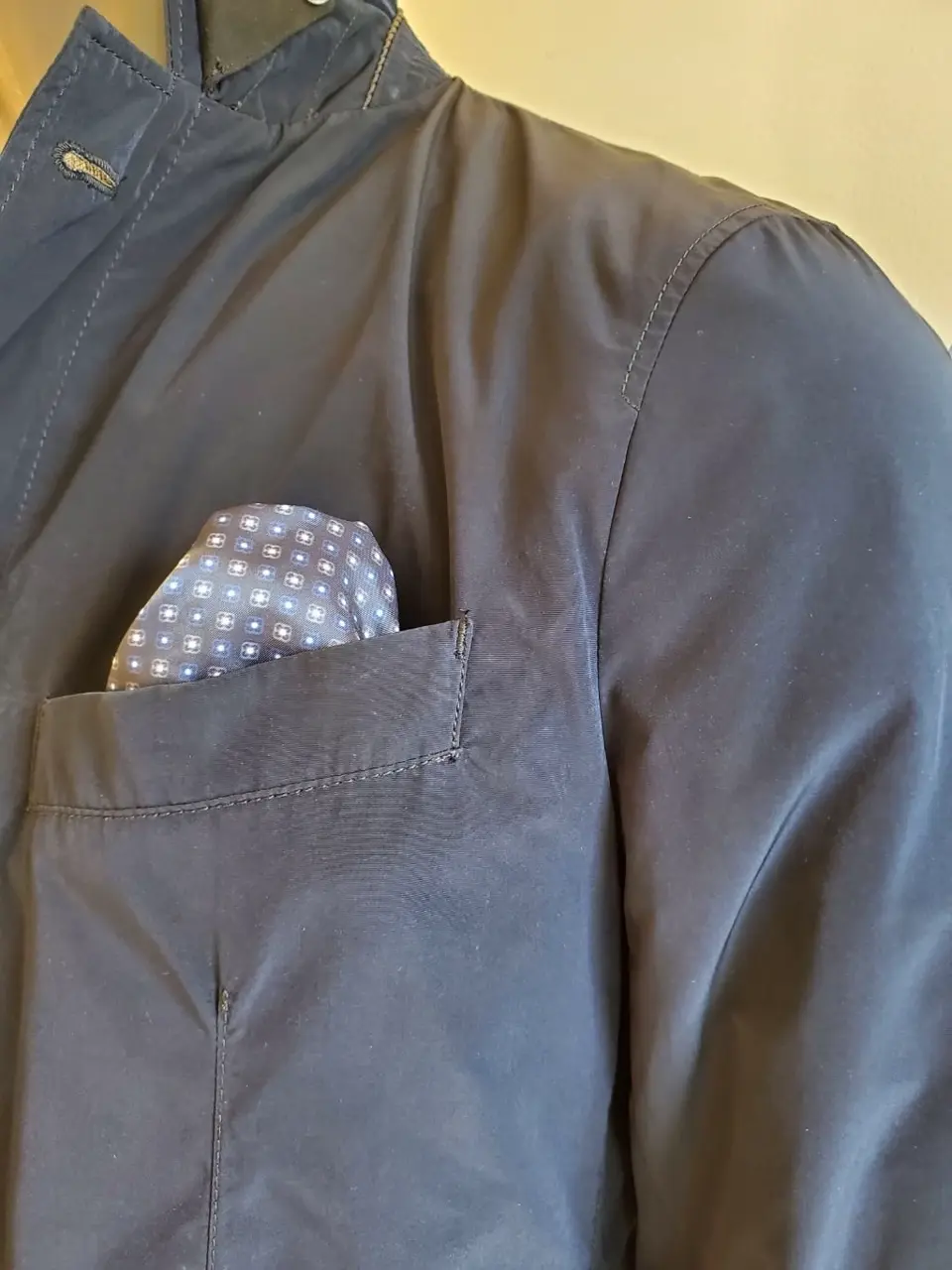 JOSEPH ABBOUD 亀井 コーディネート画像