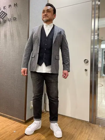 JOSEPH ABBOUD 辰見 コーディネート画像