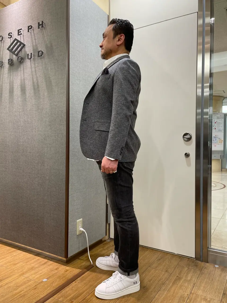 JOSEPH ABBOUD 辰見 コーディネート画像