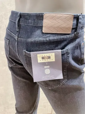 JOSEPH ABBOUD 二澤 コーディネート画像