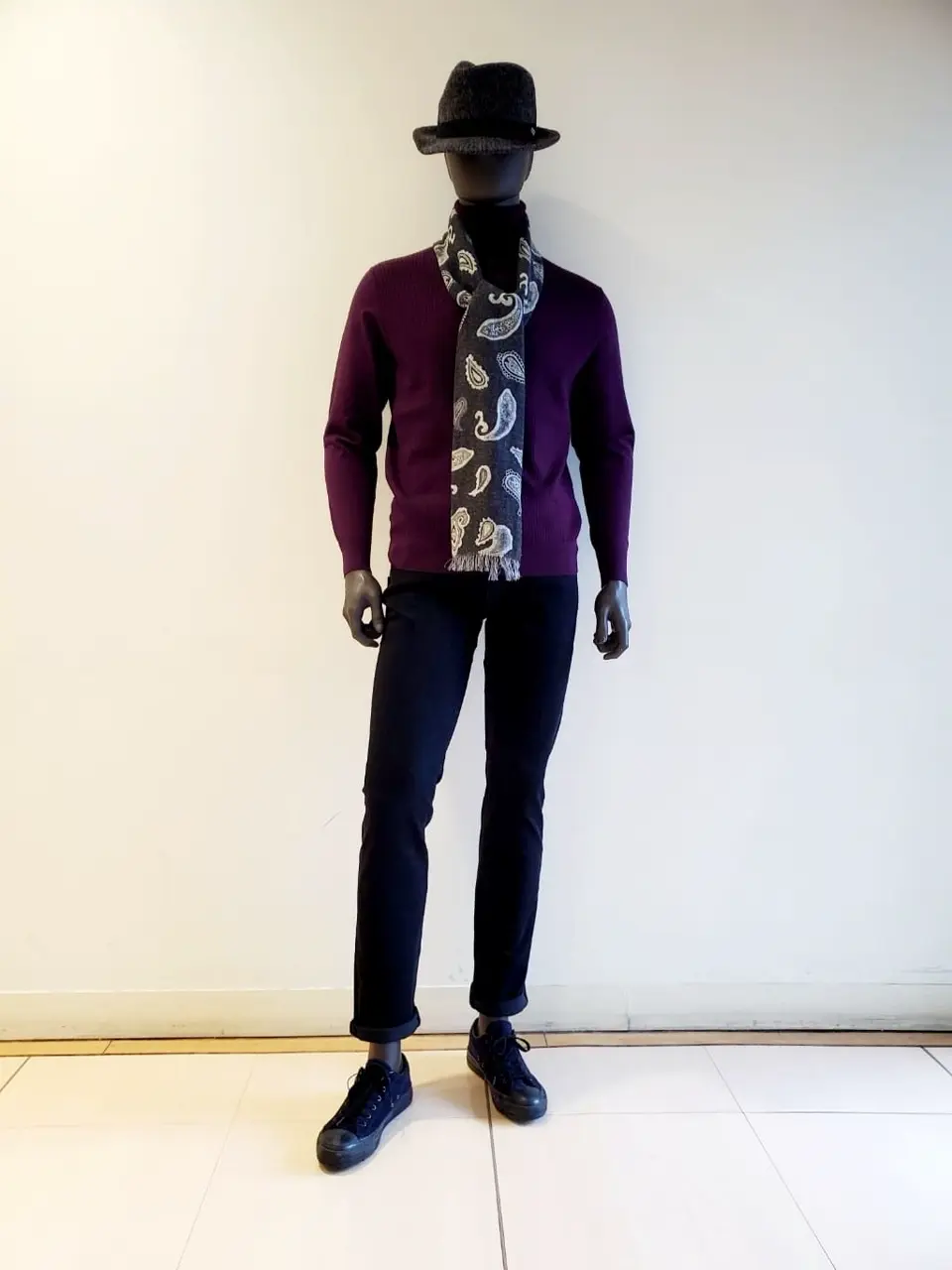 JOSEPH ABBOUD 亀井 コーディネート画像