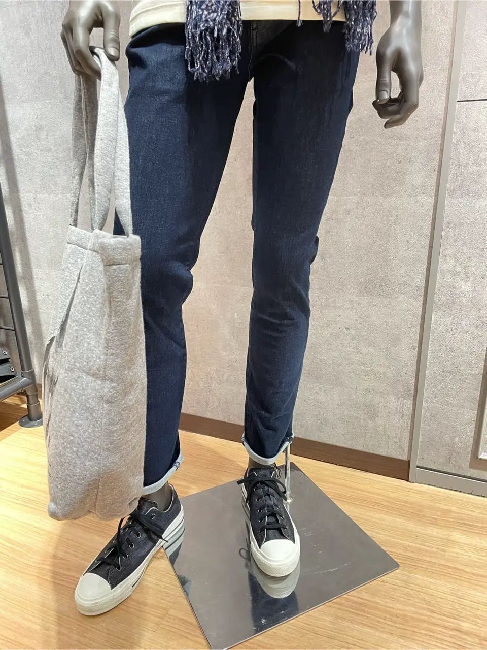 JOSEPH ABBOUD 東　 コーディネート画像