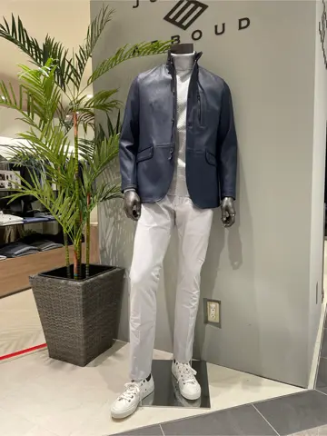 JOSEPH ABBOUD 伊津野 コーディネート画像