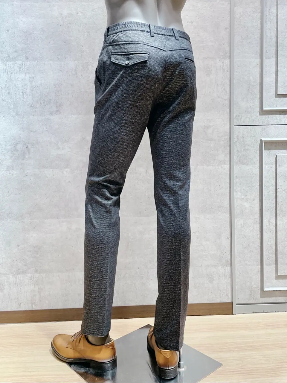 JOSEPH ABBOUD 二澤 コーディネート画像