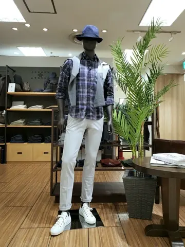 JOSEPH ABBOUD 中西 コーディネート画像