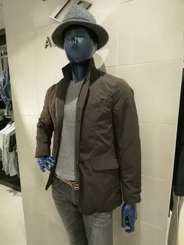 JOSEPH ABBOUD 吉川 コーディネート画像