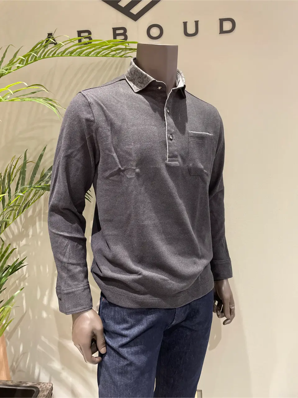 JOSEPH ABBOUD 伊津野 コーディネート画像