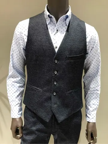 JOSEPH ABBOUD 川田 コーディネート画像