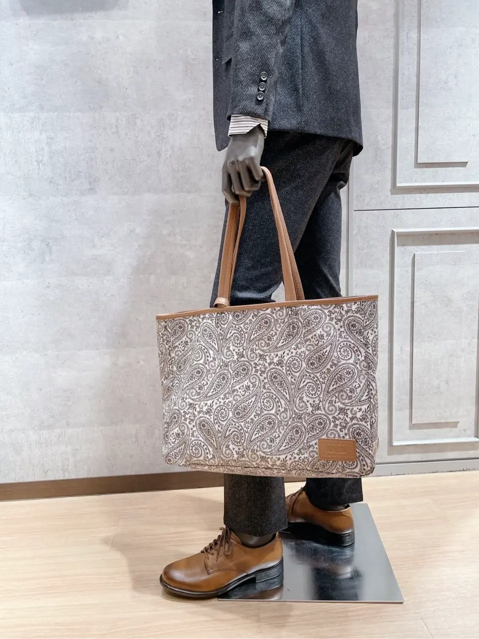 JOSEPH ABBOUD 大久 コーディネート画像