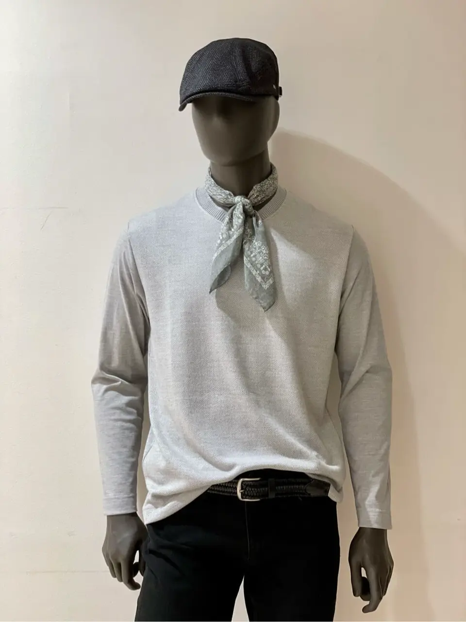 JOSEPH ABBOUD 金本 コーディネート画像