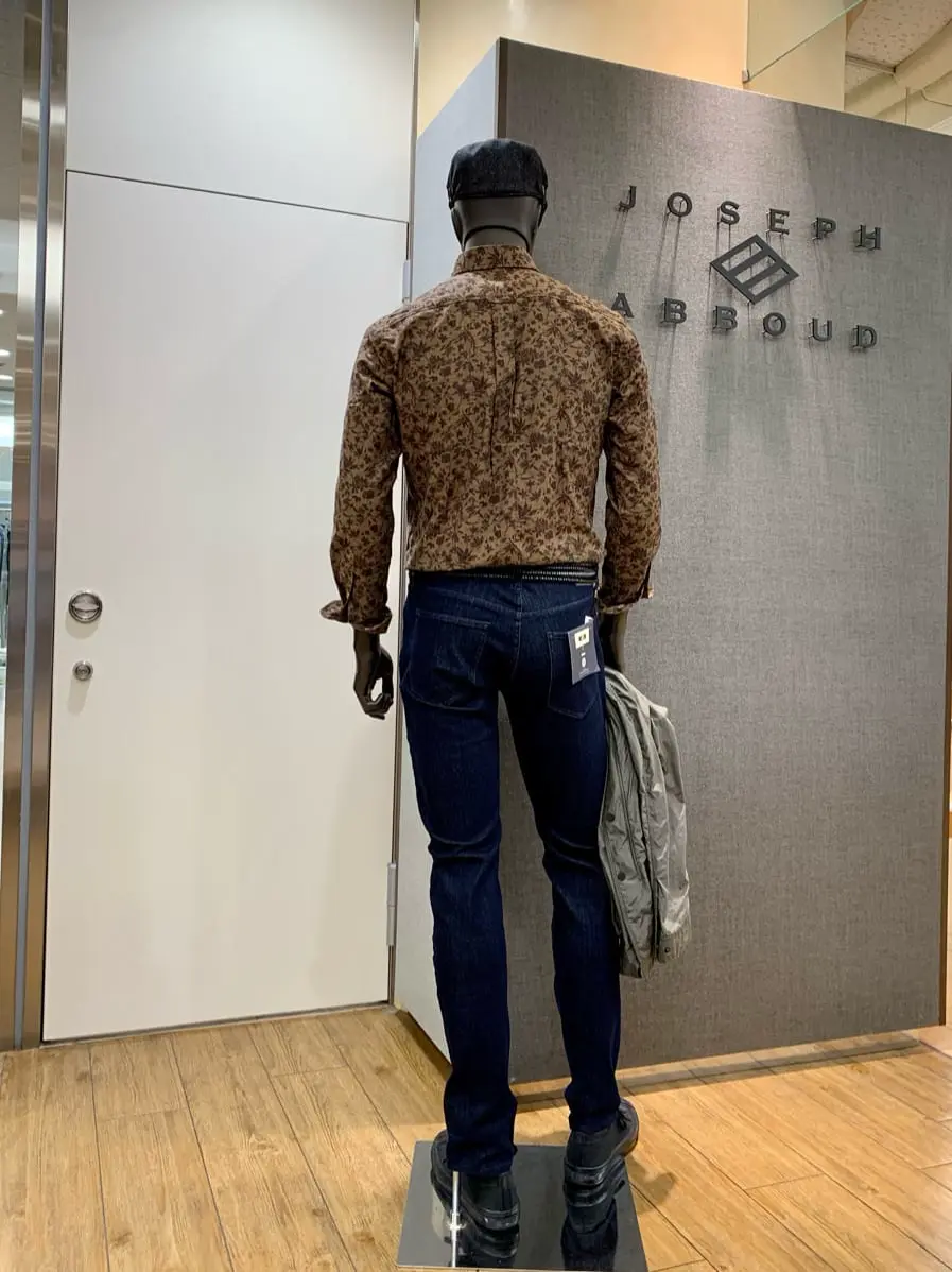 JOSEPH ABBOUD 草野 コーディネート画像