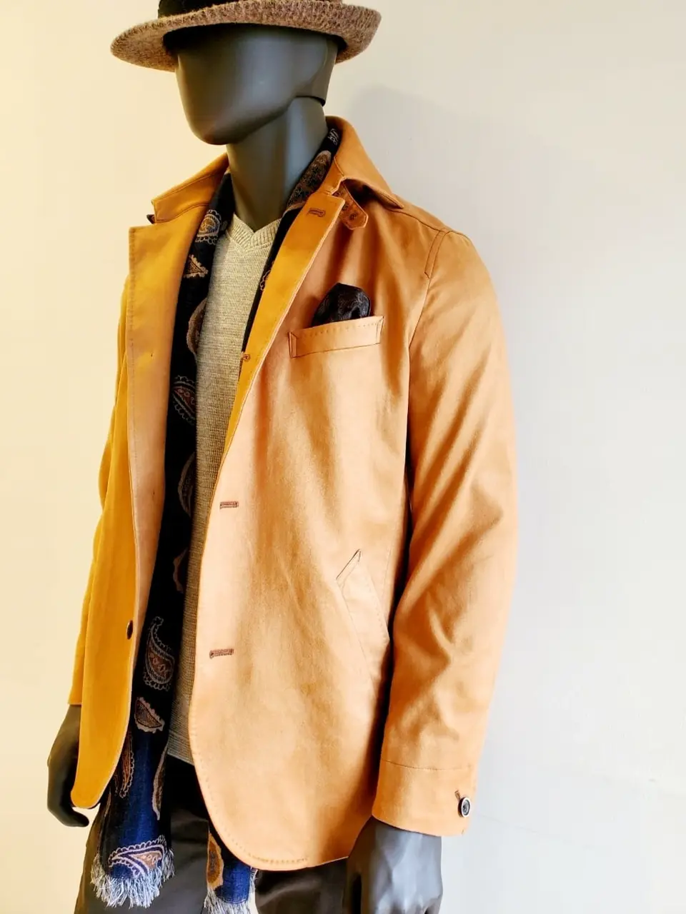 JOSEPH ABBOUD 亀井 コーディネート画像