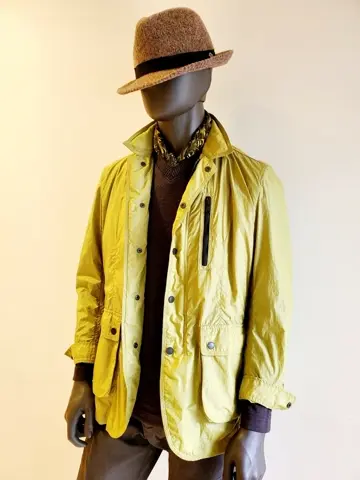 JOSEPH ABBOUD 亀井 コーディネート画像