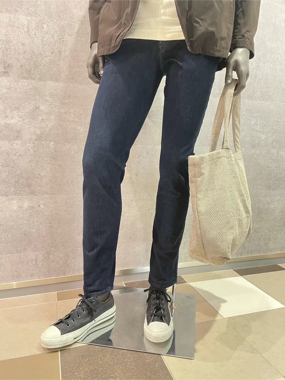 JOSEPH ABBOUD 東　 コーディネート画像