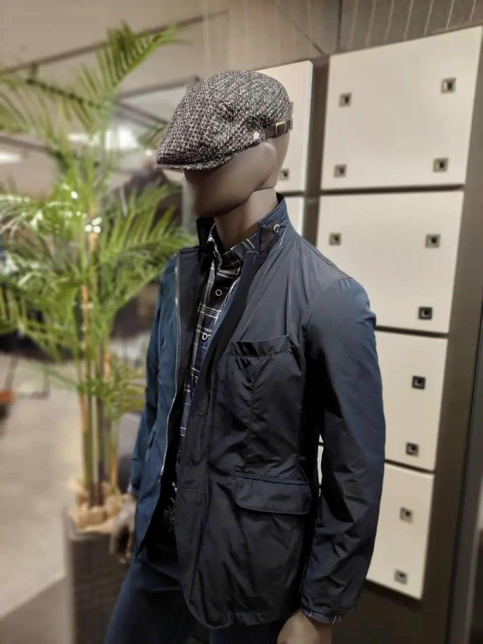 JOSEPH ABBOUD 宮下 コーディネート画像