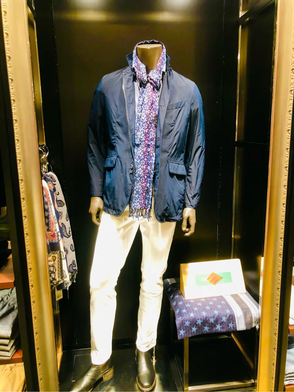 JOSEPH ABBOUD 新林 コーディネート画像