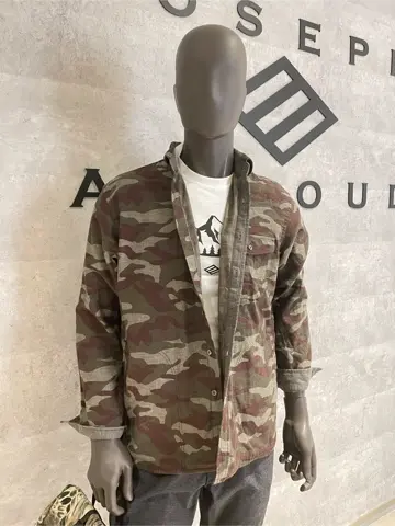 JOSEPH ABBOUD 東　 コーディネート画像