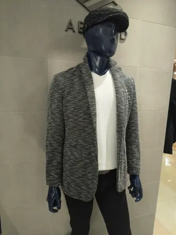 JOSEPH ABBOUD 吉川 コーディネート画像