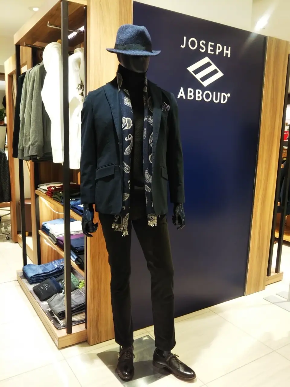  鈴木 コーディネート画像