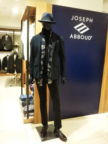 JOSEPH ABBOUD 鈴木 コーディネート画像