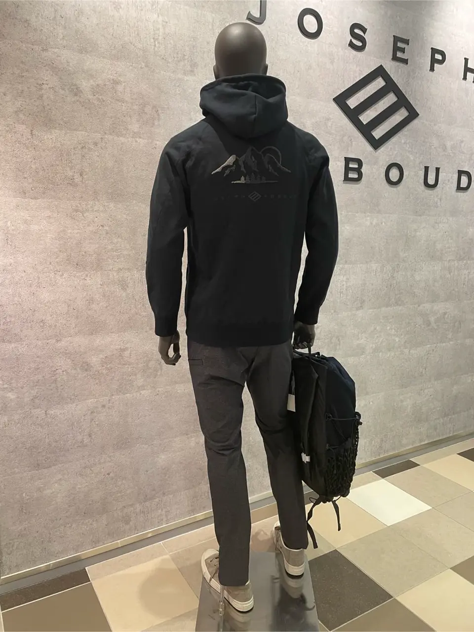 JOSEPH ABBOUD 東　 コーディネート画像