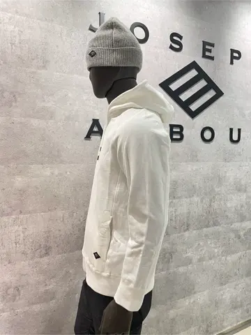 JOSEPH ABBOUD 東　 コーディネート画像