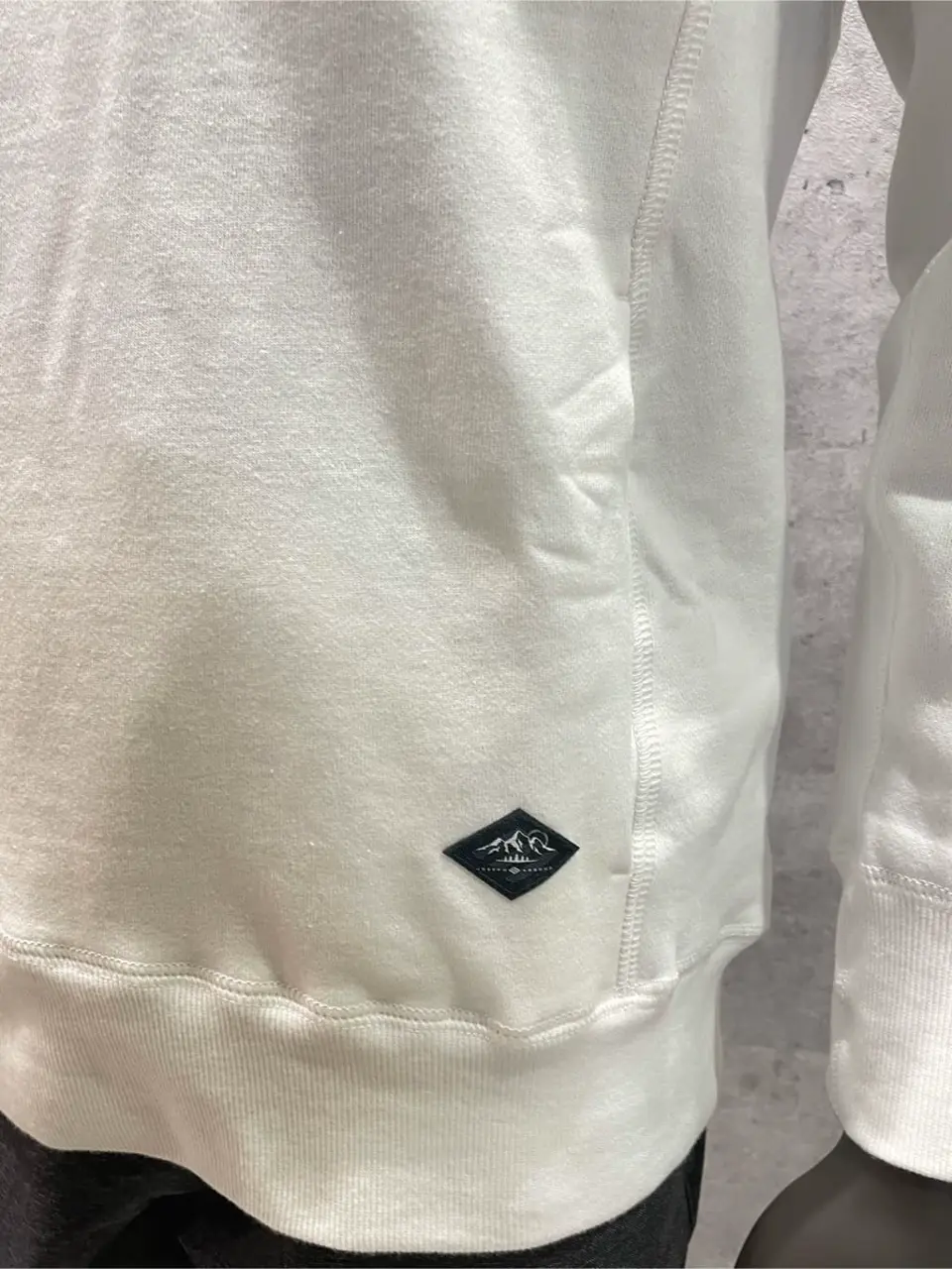 JOSEPH ABBOUD 東　 コーディネート画像