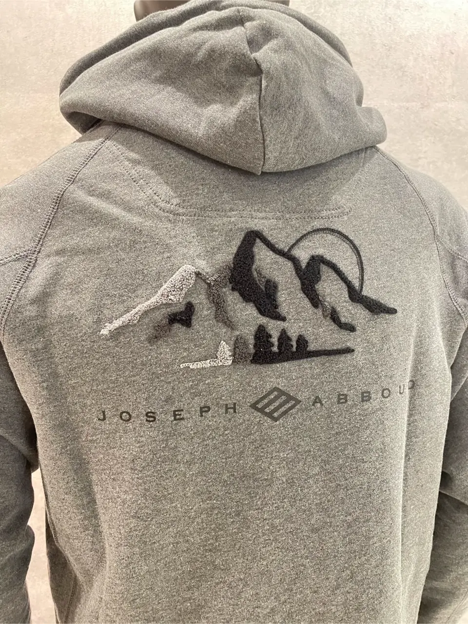 JOSEPH ABBOUD 東　 コーディネート画像