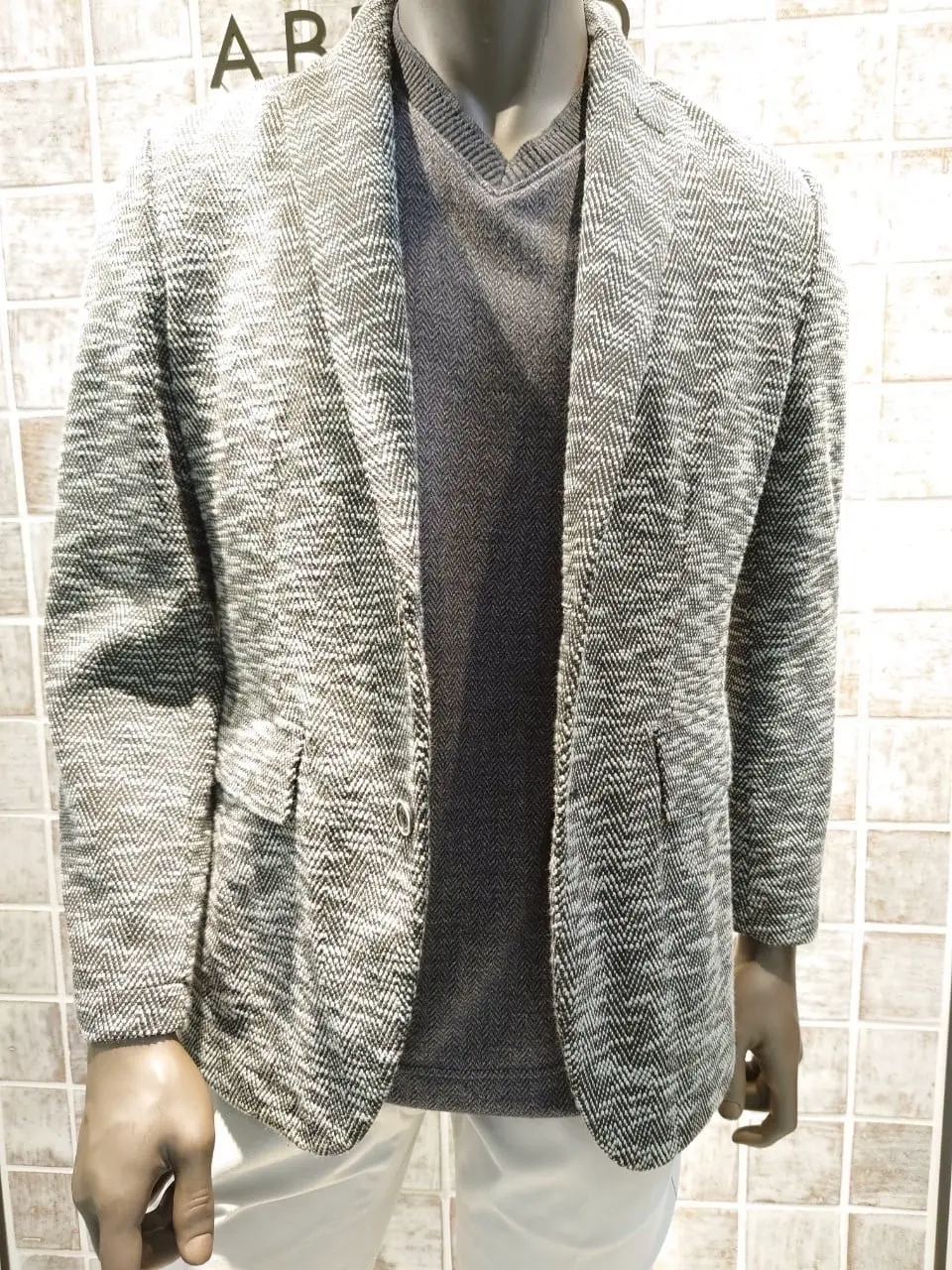 JOSEPH ABBOUD 中島 コーディネート画像