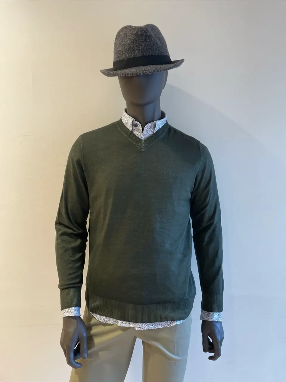 JOSEPH ABBOUD 金本 コーディネート画像