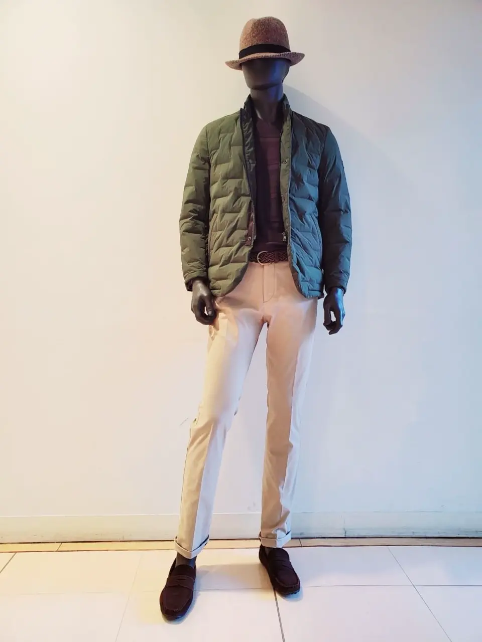 JOSEPH ABBOUD 亀井 コーディネート画像