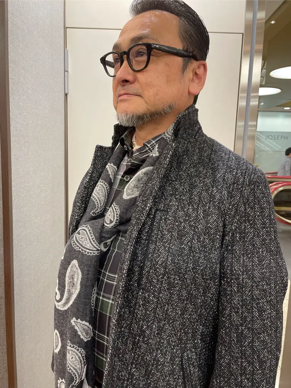 JOSEPH ABBOUD 辰見 コーディネート画像