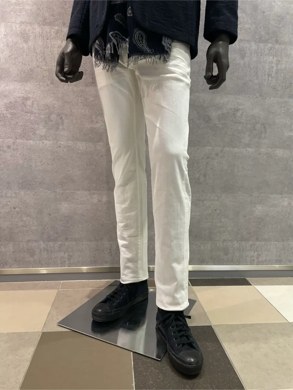 JOSEPH ABBOUD 東　 コーディネート画像