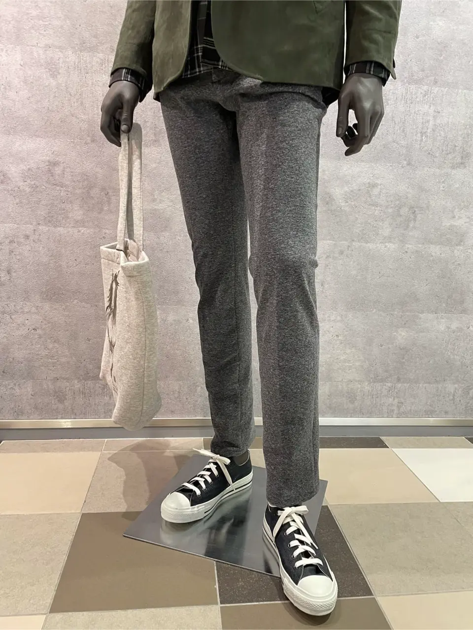 JOSEPH ABBOUD 東　 コーディネート画像