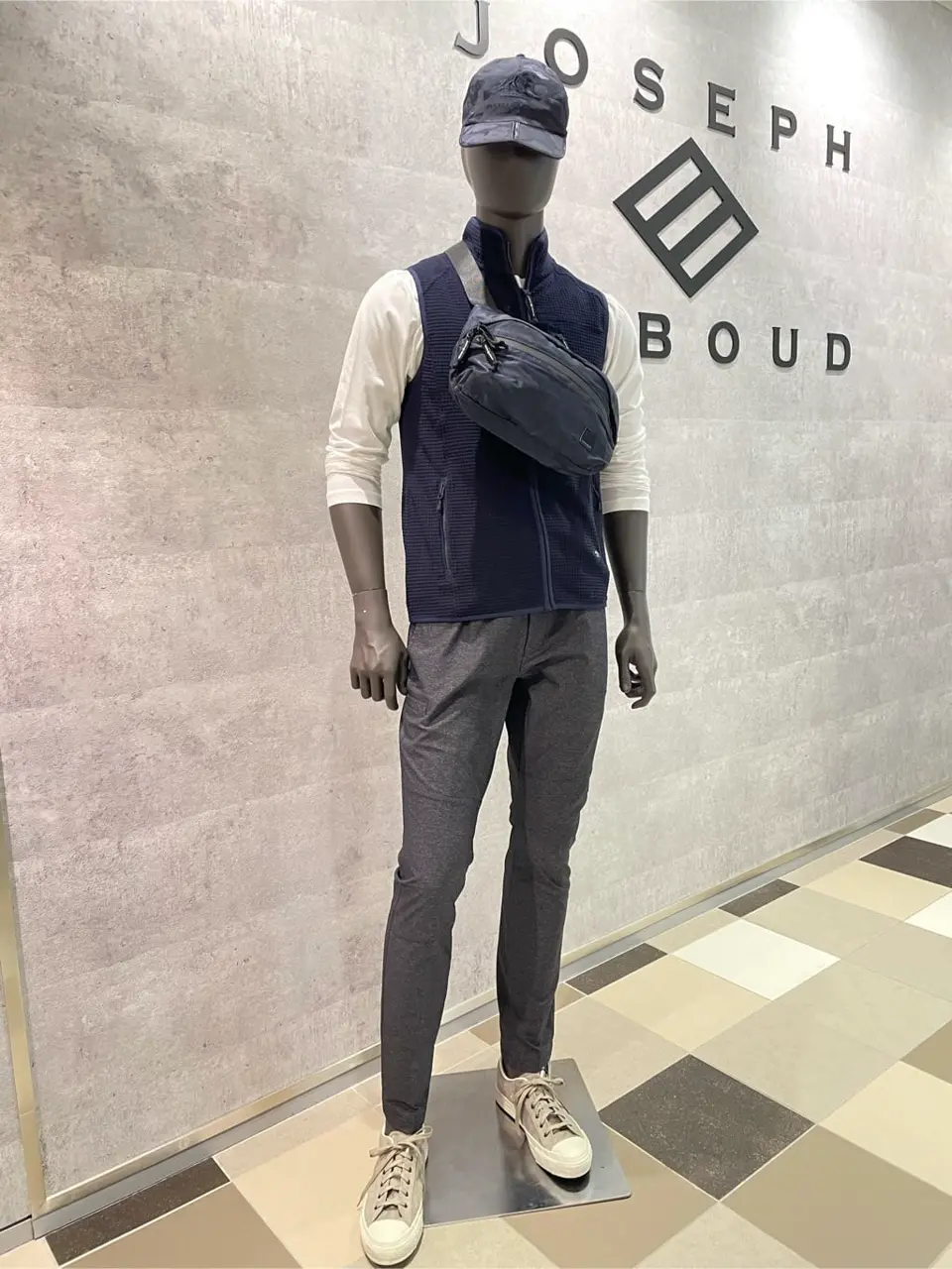  東　 コーディネート画像