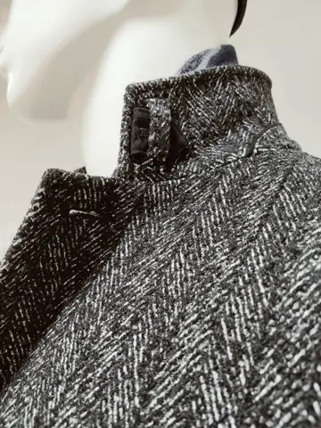 JOSEPH ABBOUD 袋地 コーディネート画像