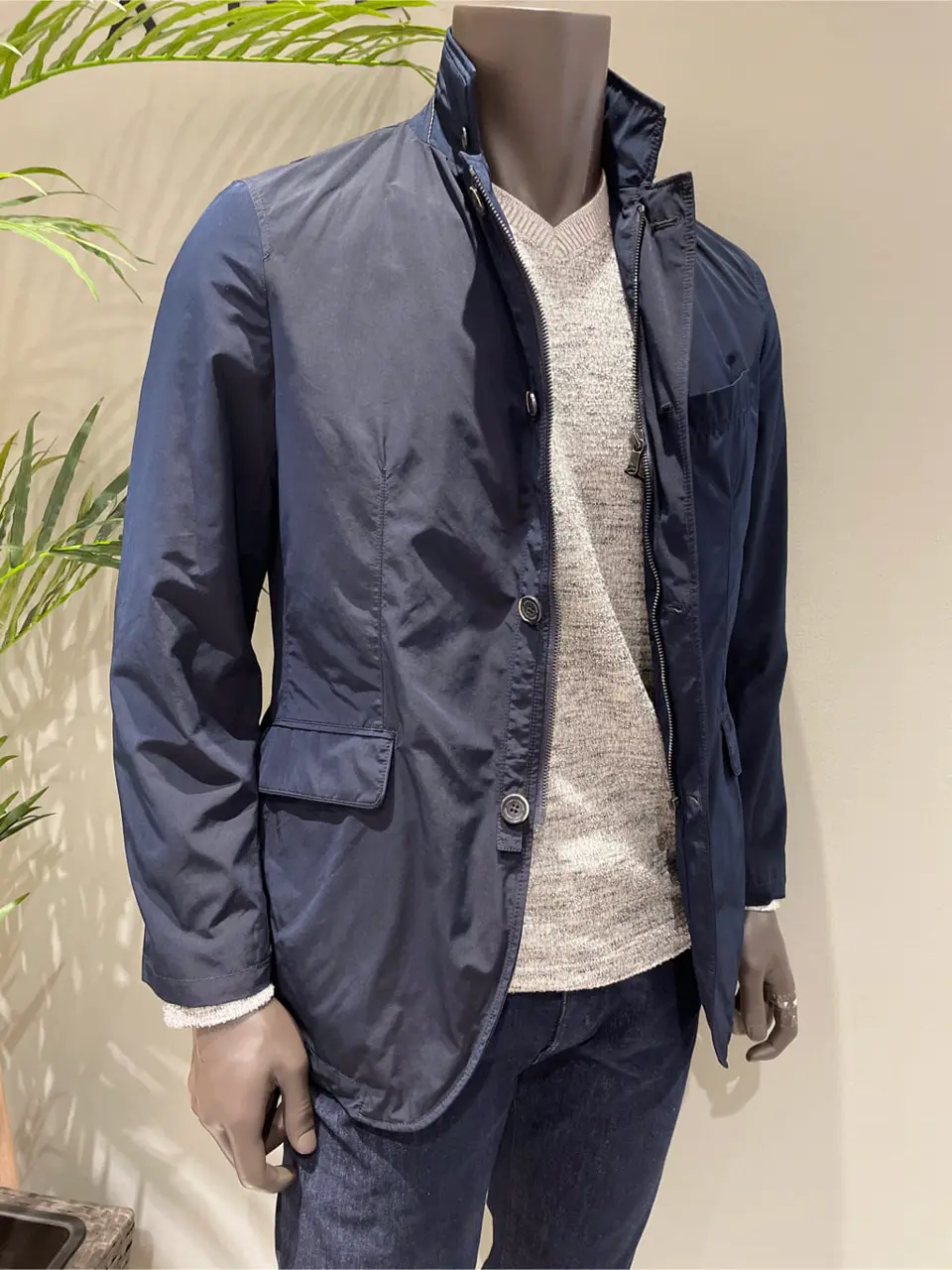 JOSEPH ABBOUD 伊津野 コーディネート画像